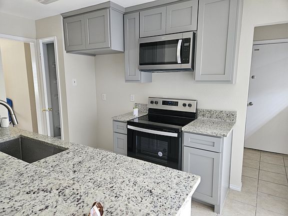 5th image of 1773 Glencairn Ln