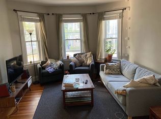276 Belgrade Ave #1, Roslindale, MA 02131
