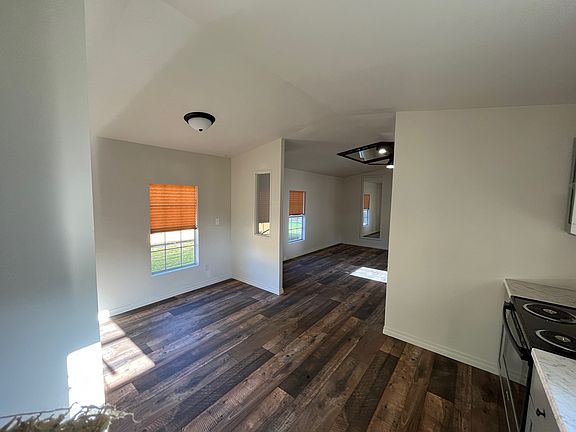 2nd image of 48320 Woodhaven Rd