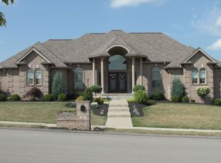 301 Park Edge Dr, Clinton, PA 15026