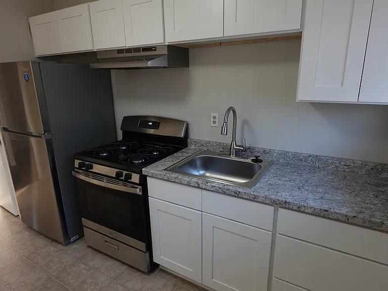4307 NE Winn Rd — Photo 4