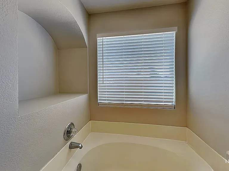1509 Sierra Norte Ct NE — Photo 4