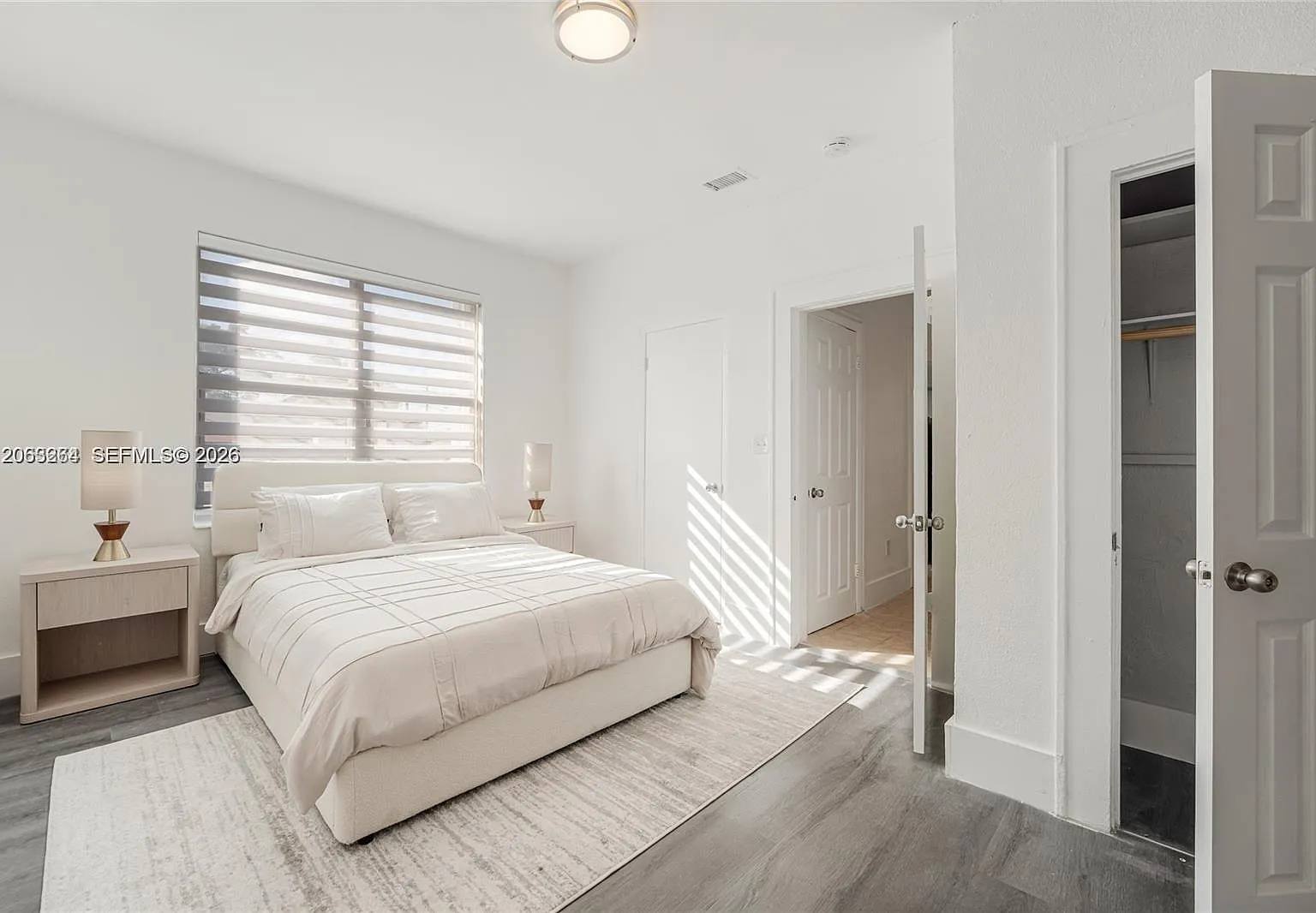 Lawrence Estate East Addn — Photo 2