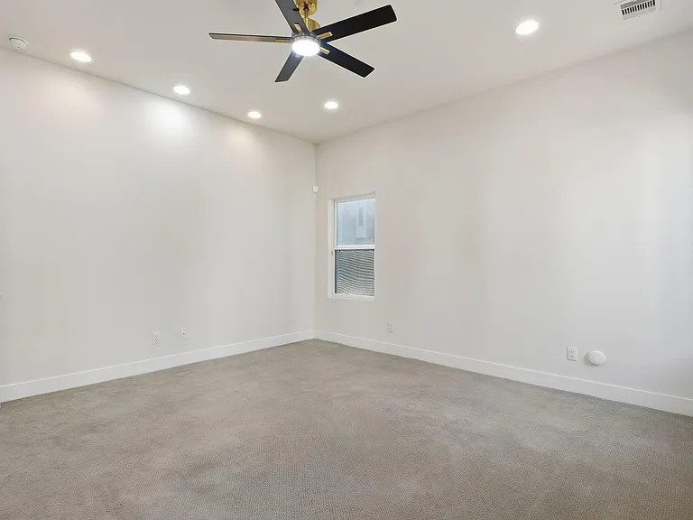 5519 Paraiso Pl — Photo 13
