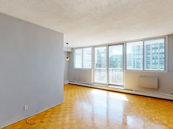 2nd image of 230 Gloucester St #1480934
