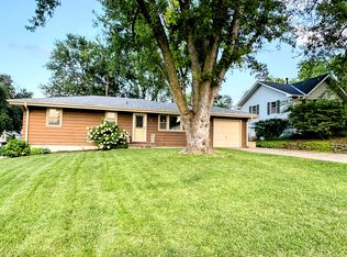 5025 N 58th St, Omaha, NE 68104