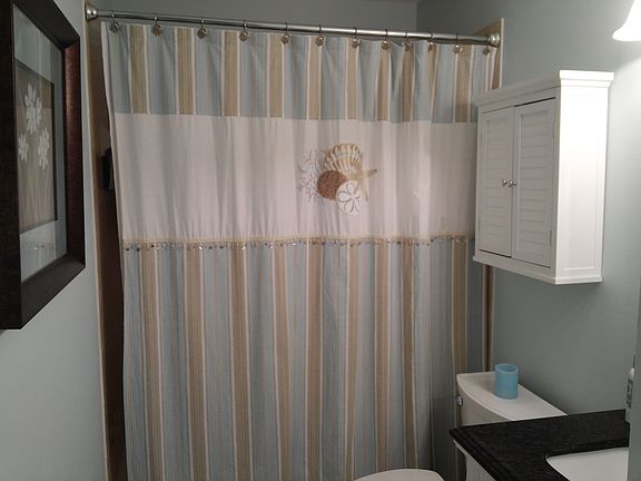 5th image of 221 SW Tulip Blvd