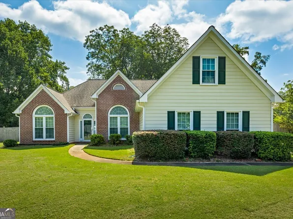 57 Thomas Overby Dr, Sharpsburg, GA 30277