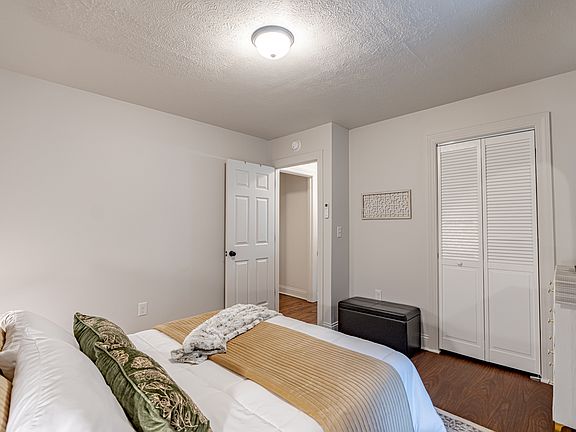 5th image of 306B Main St