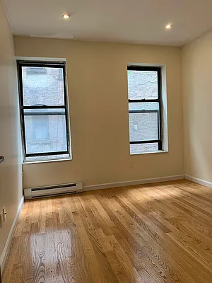 Rented by Compass | media 10