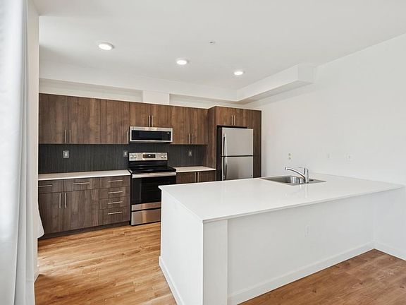 3rd image of 121 12th Ave E #309