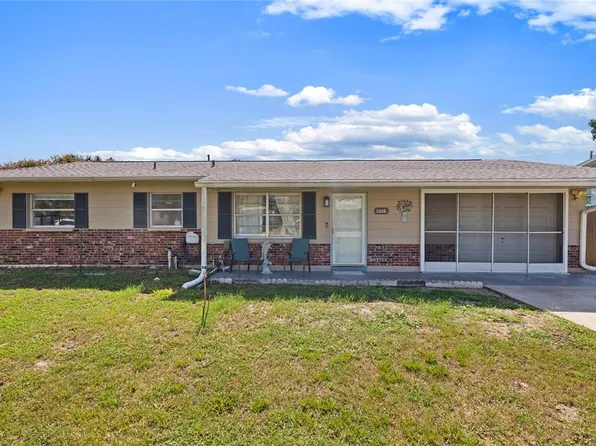 5906 Cypress St, Zephyrhills, FL 33542