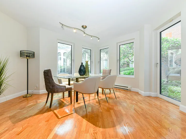 492 Beacon St #13 — Photo 2