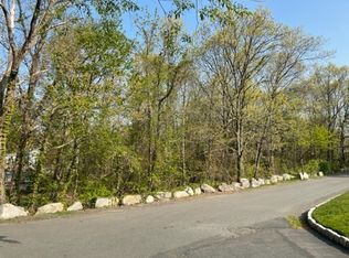 5 Wyman Ter, Salem, MA 01970