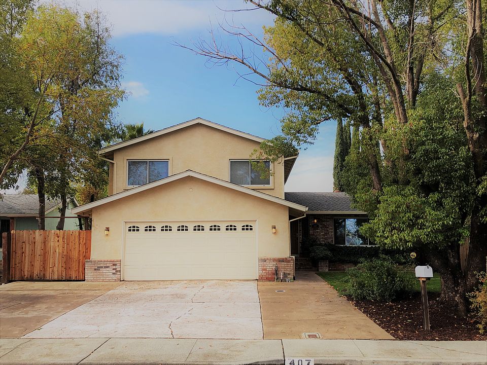 1st image of 407 Woodhaven Dr
