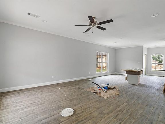 4th image of 3102 Waterstone Dr