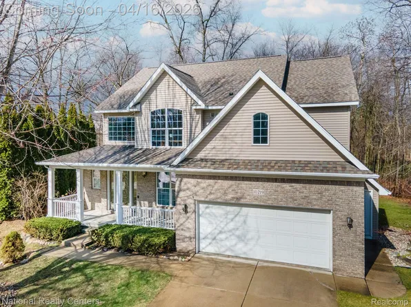 10219 Mill Pointe Dr, Goodrich, MI 48438