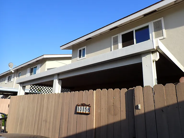 10156 Holburn Dr — Photo 3