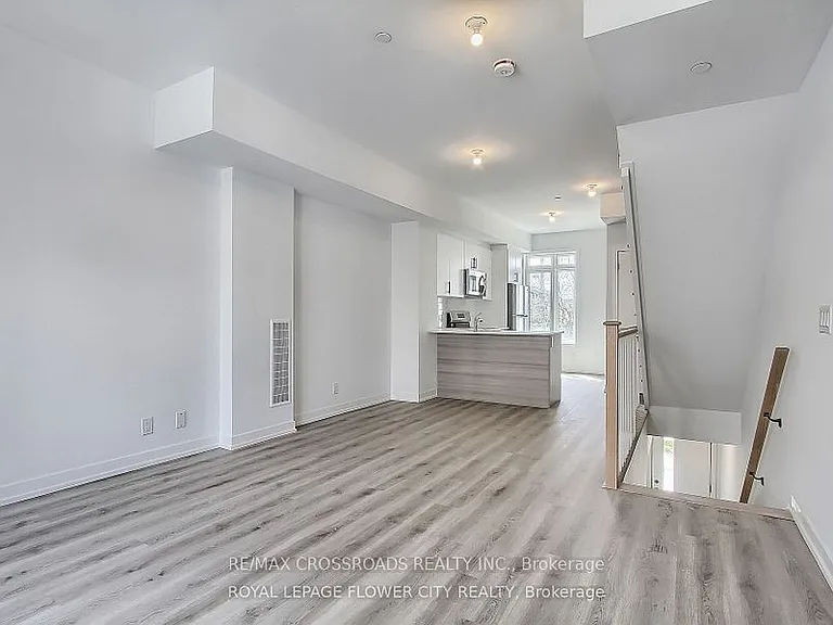 98 Bartley Dr — Photo 5