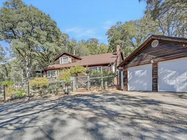 19943 Buckboard Rd, Grass Valley, CA 95949