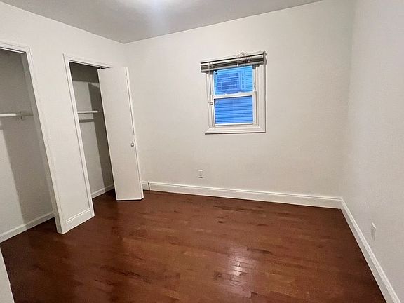 3rd image of 63-149256 256th St