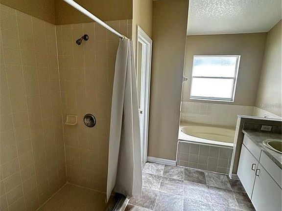 5th image of 1836 Sandy Creek Ln