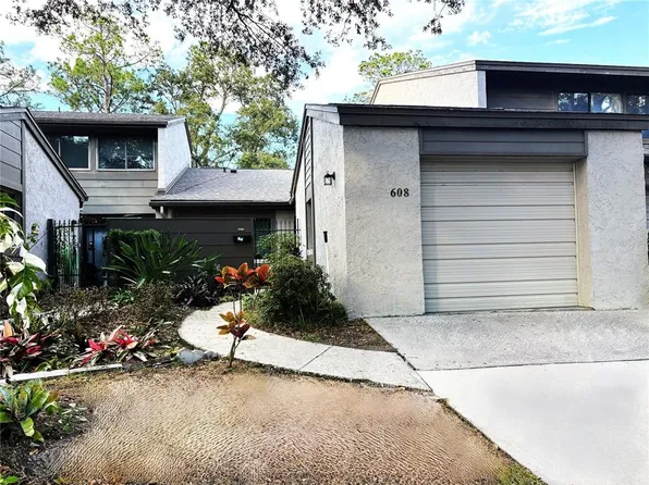 608 Woodridge Dr, Fern Park, FL 32730