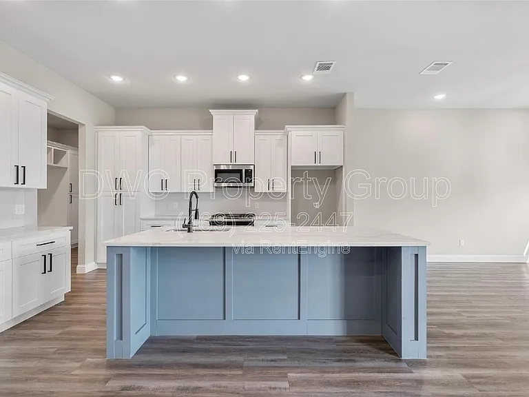 5401 Arroyo Trl — Photo 26