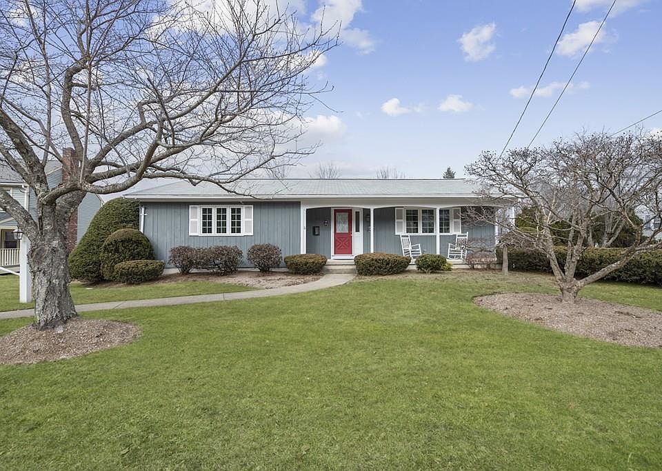 1st image of 93 Mylod St