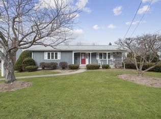 93 Mylod St, Norwood, MA 02062