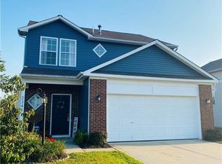 2341 Meadow Bend Dr, Columbus, IN 47201
