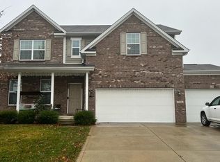 7740 Solomon Dr, Zionsville, IN 46077