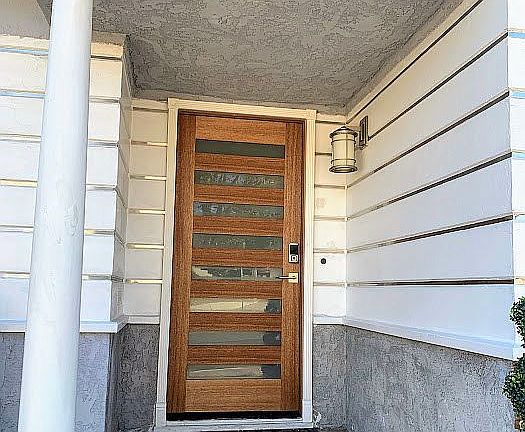 3rd image of 1414 Overhill Dr