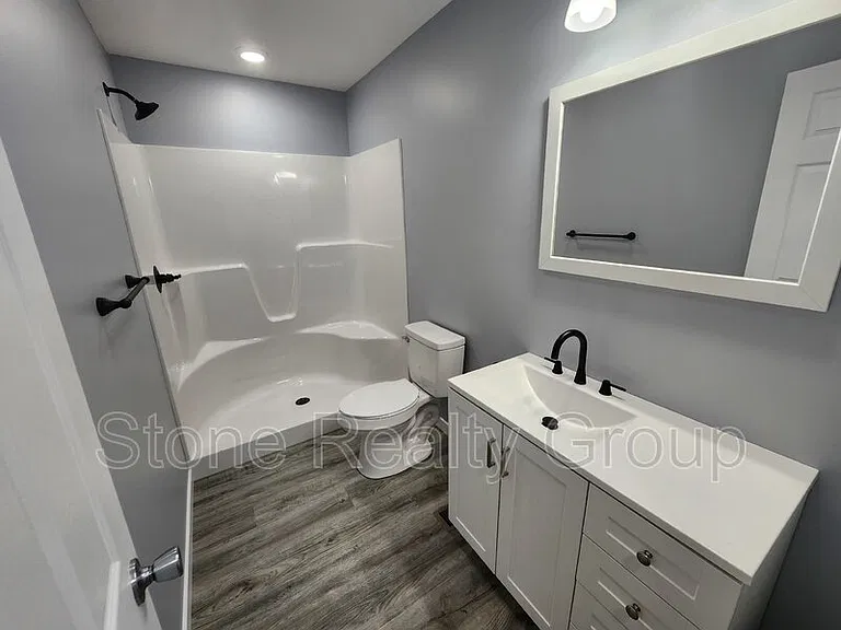 2137 N 14th St — Photo 9