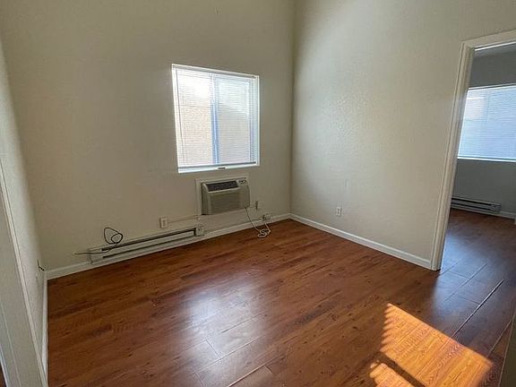 3rd image of 1713 Oakshire Ln Unit A