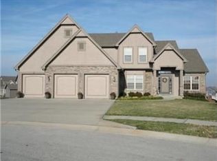 12330 NW Meadowlands Ct, Platte City, MO 64079