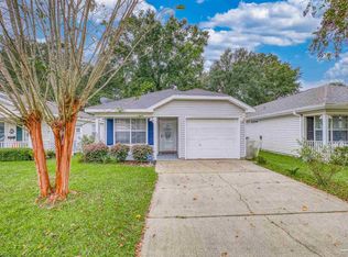 2337 Trailwood Dr, Cantonment, FL 32533