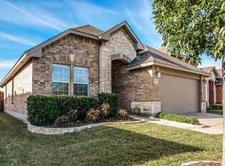 2412 Clairborne Dr, Fort Worth, TX 76177