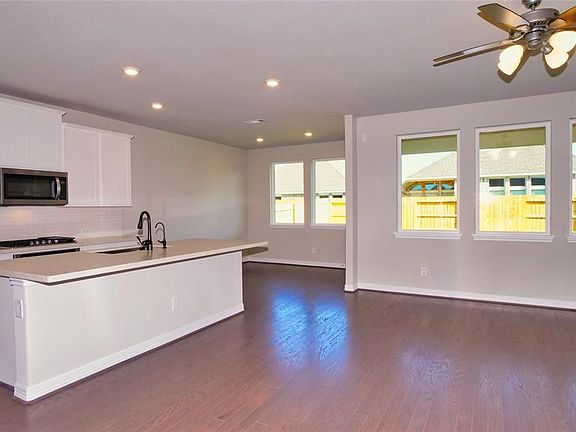 4th image of 100 Sunray Creek Dr