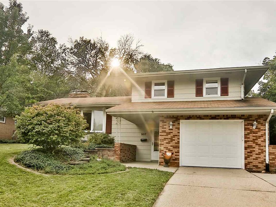 1st image of 507 Blenheim Dr
