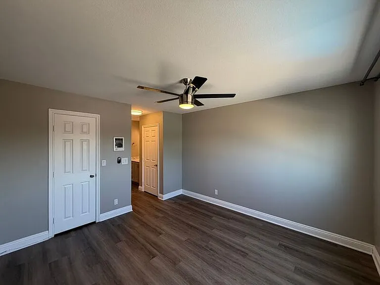 3535 Madison Ave #214 — Photo 12