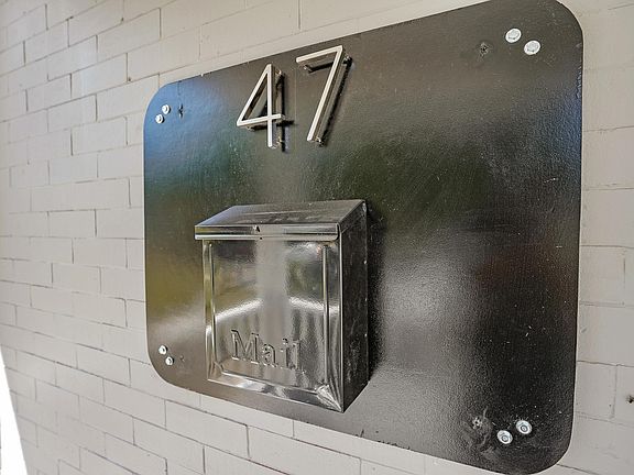 4th image of 47 Whitethorne Ave