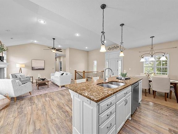4th image of 11917 S Eagle Crest Dr