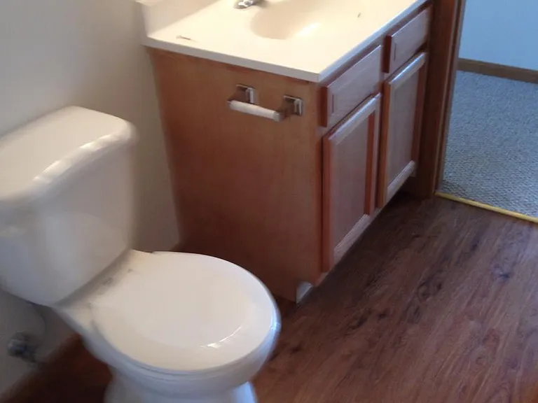 523 Hauert St — Photo 9