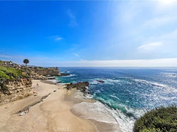 31561 Table Rock Dr Unit 202, Laguna Beach, CA 92651