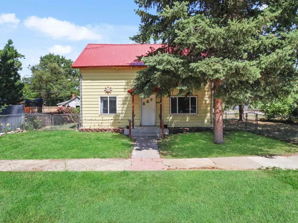 646 Montana St, Gooding, ID 83330