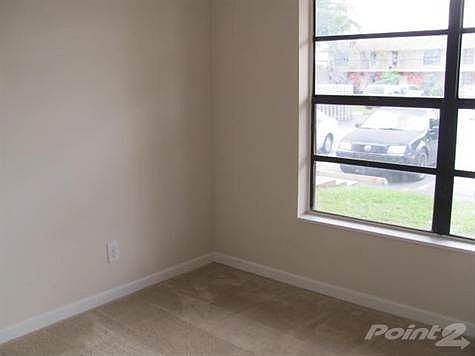 5th image of 5099 Palm Hill Dr APT 372