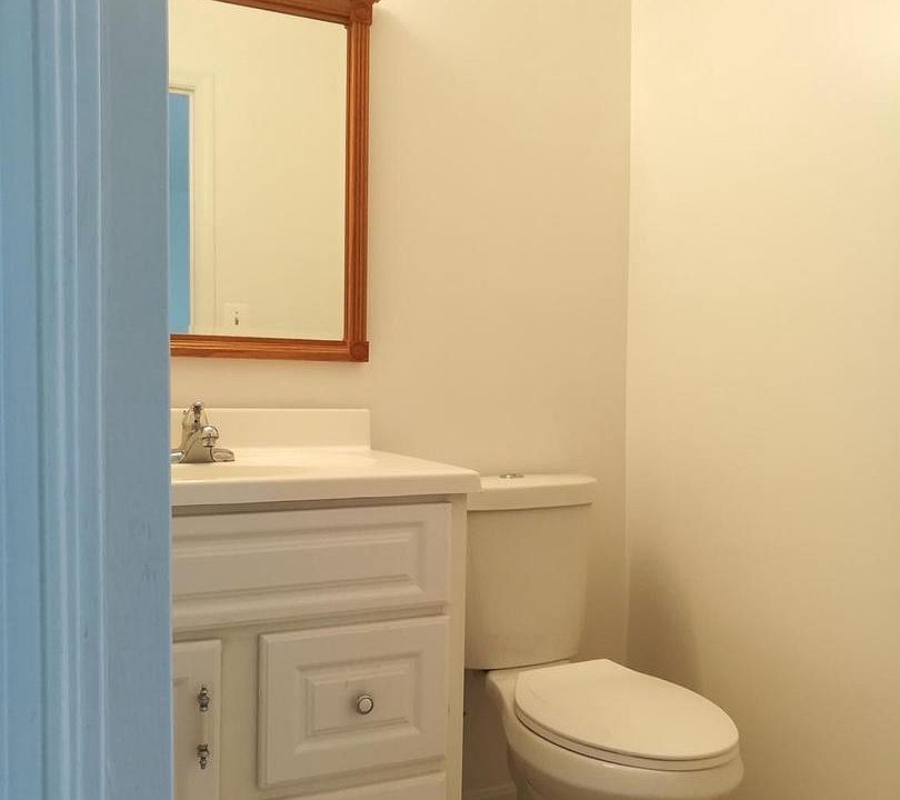 1st image of 3055 Hickory Grove Ct