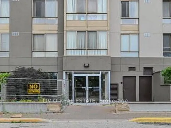 2470 Eglinton Ave W #706, Toronto, ON M6M 5E7