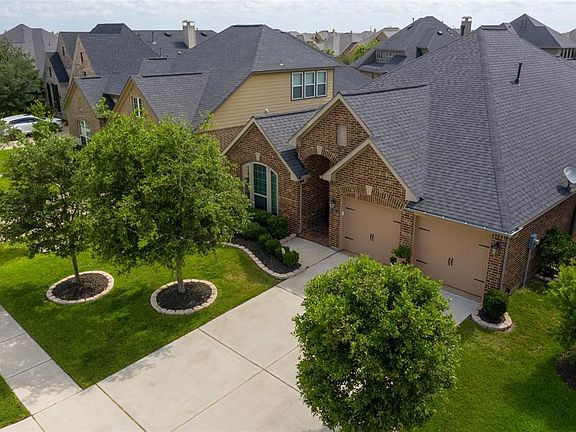 2nd image of 2819 Frasier Knolls Ct